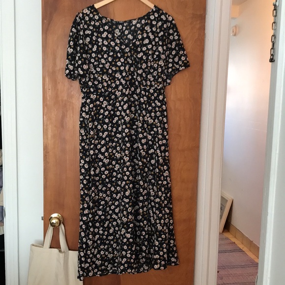 floral summer maxi dress - Picture 2 of 6